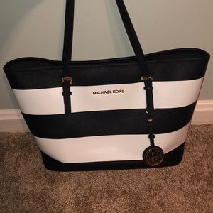 Authentic Michael Kors Purse